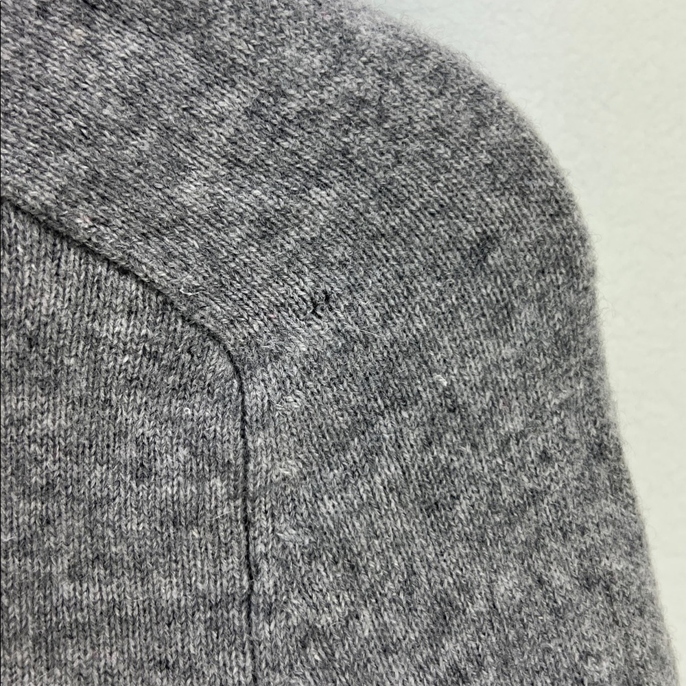 Lot Of Cashmere Sweaters Flawed Crafting DIY Mending Projects Gray Purple Soft - Picture 11 of 12